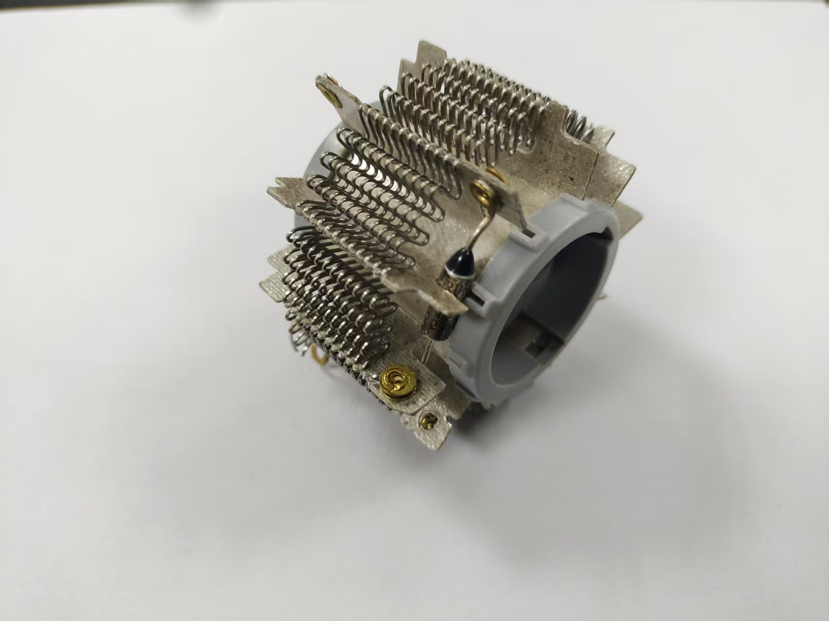 Czy rękawy izolacyjne z miki do suszarki do włosów są sekretem bezpieczniejszych i trwalszych urządzeń?